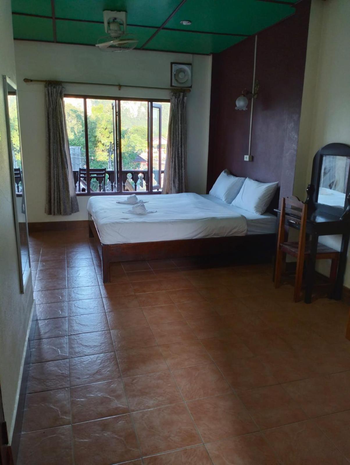 Bungalows Le Jardin Vangvieng Vang Vieng Exterior foto